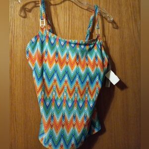 Captiva by Christina Women underwire  Tankini Top Multicolor Sz L zigzag chevron